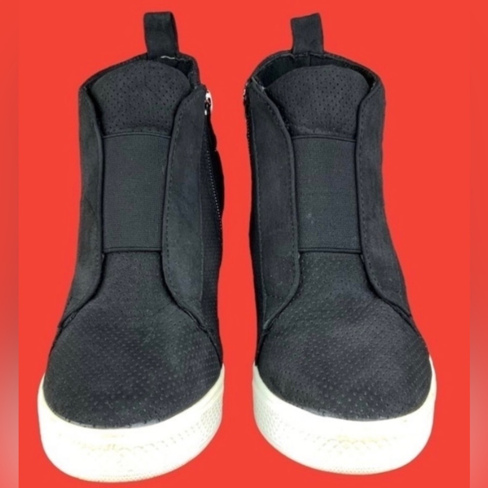 🔥🔥 Ccocci Ankle Wedge Sneakers/Boots 😍🖤 Size 10